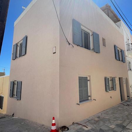 Modern & Comfortable House In The City Center Ermoupoli Ngoại thất bức ảnh