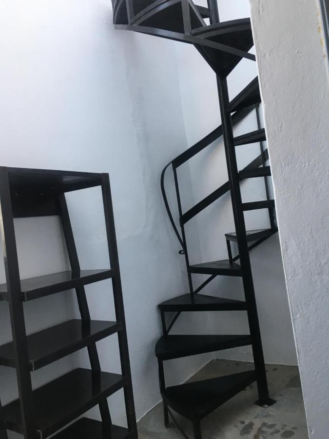 Modern & Comfortable House In The City Center Ermoupoli Ngoại thất bức ảnh