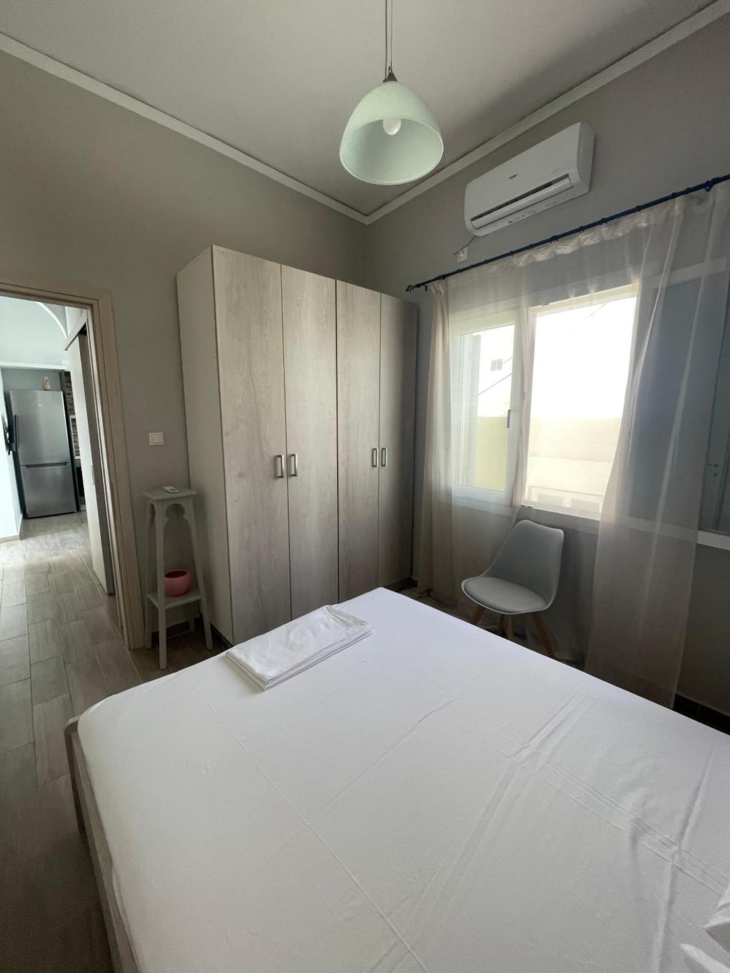 Modern & Comfortable House In The City Center Ermoupoli Ngoại thất bức ảnh